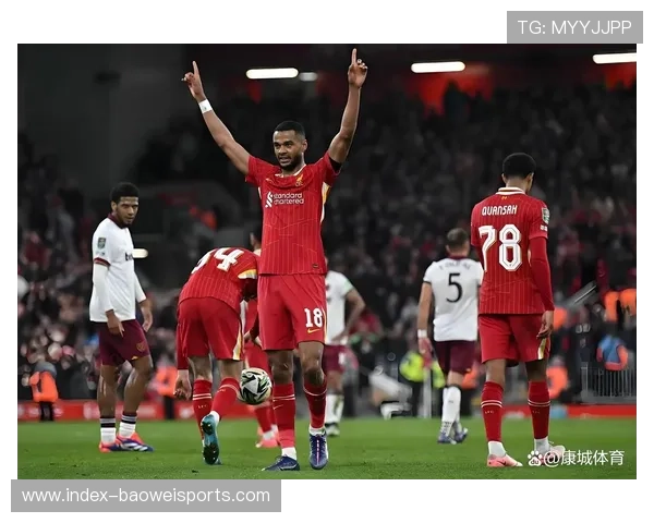 利物浦加拉塔萨雷2006年小组赛互赠3-2 克劳奇特式倒钩成经典